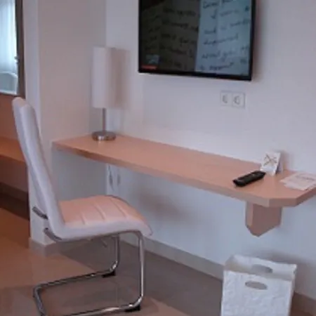 Rebstock Pensionat 3*